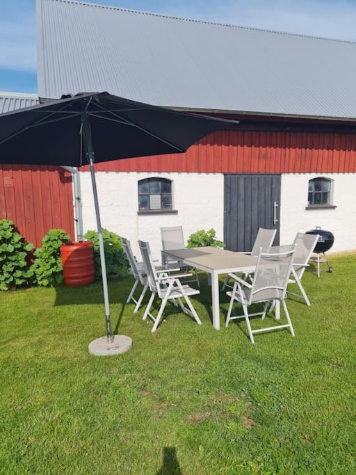 Lantligt Boende I Magasin Motala Buitenkant foto